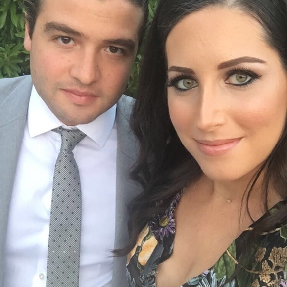 Meet your Posher, Linda - Picture 1 of 1